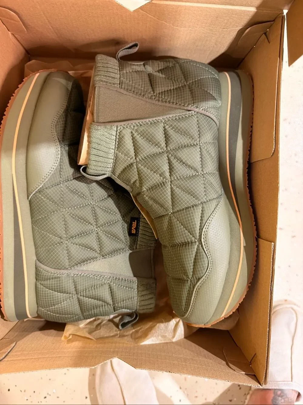 TEVA Burnt Olive ReEmber Quilted Slip-On Outdoor Comfort Mid Platform Booties 10